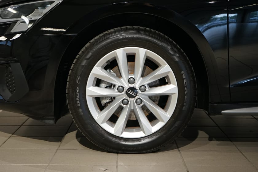 Bild 3 av Audi A3 Sportback 35 TFSI PROLINE | | 150 HK 6-VÄXLAD