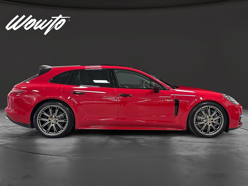 Bild 3 av Porsche Panamera 4 E-Hybrid Sport Turismo ST /Chrono/Panorama/HUD/BOSE