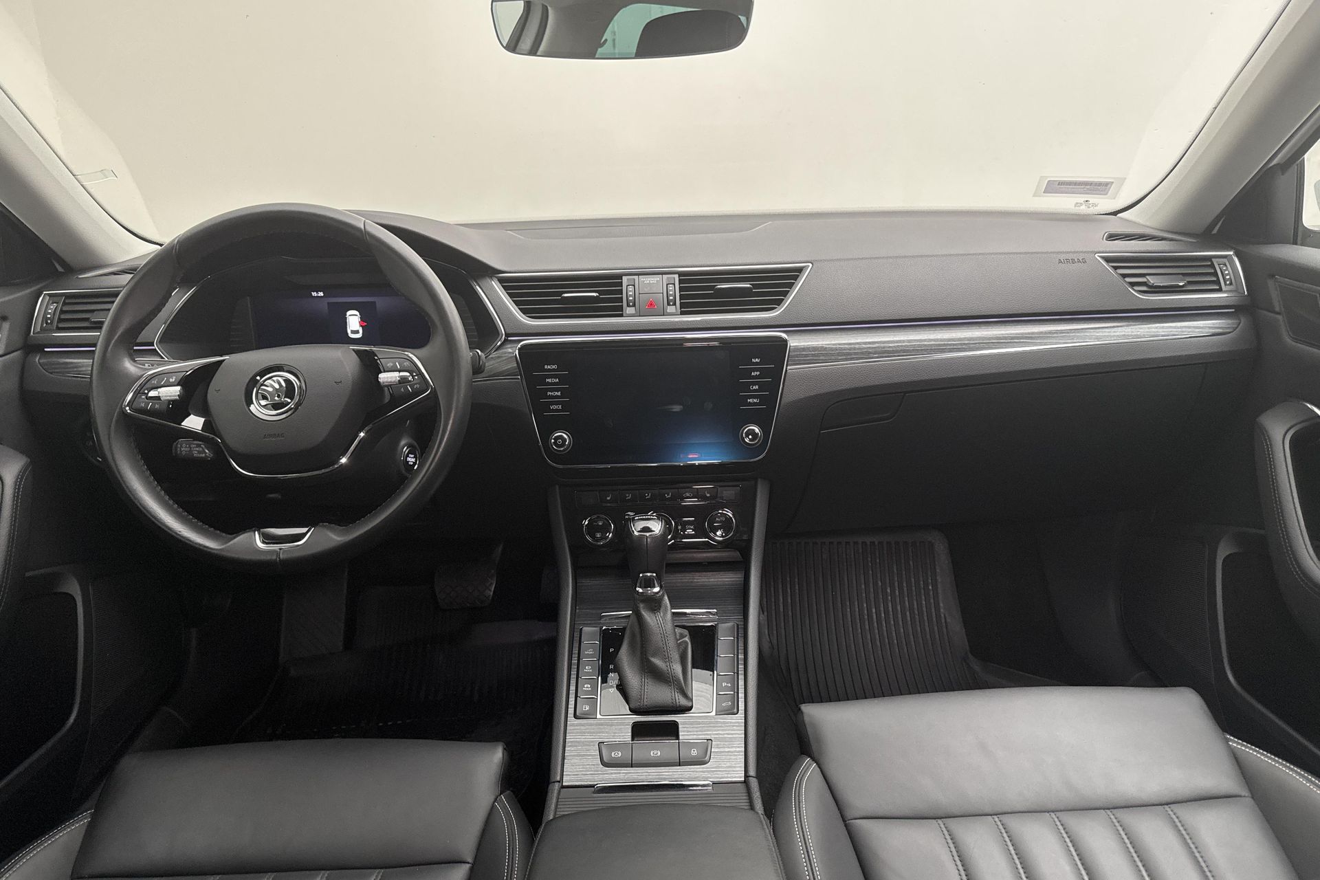 Skoda Superb iV Kombi 2023, kuva 7/10