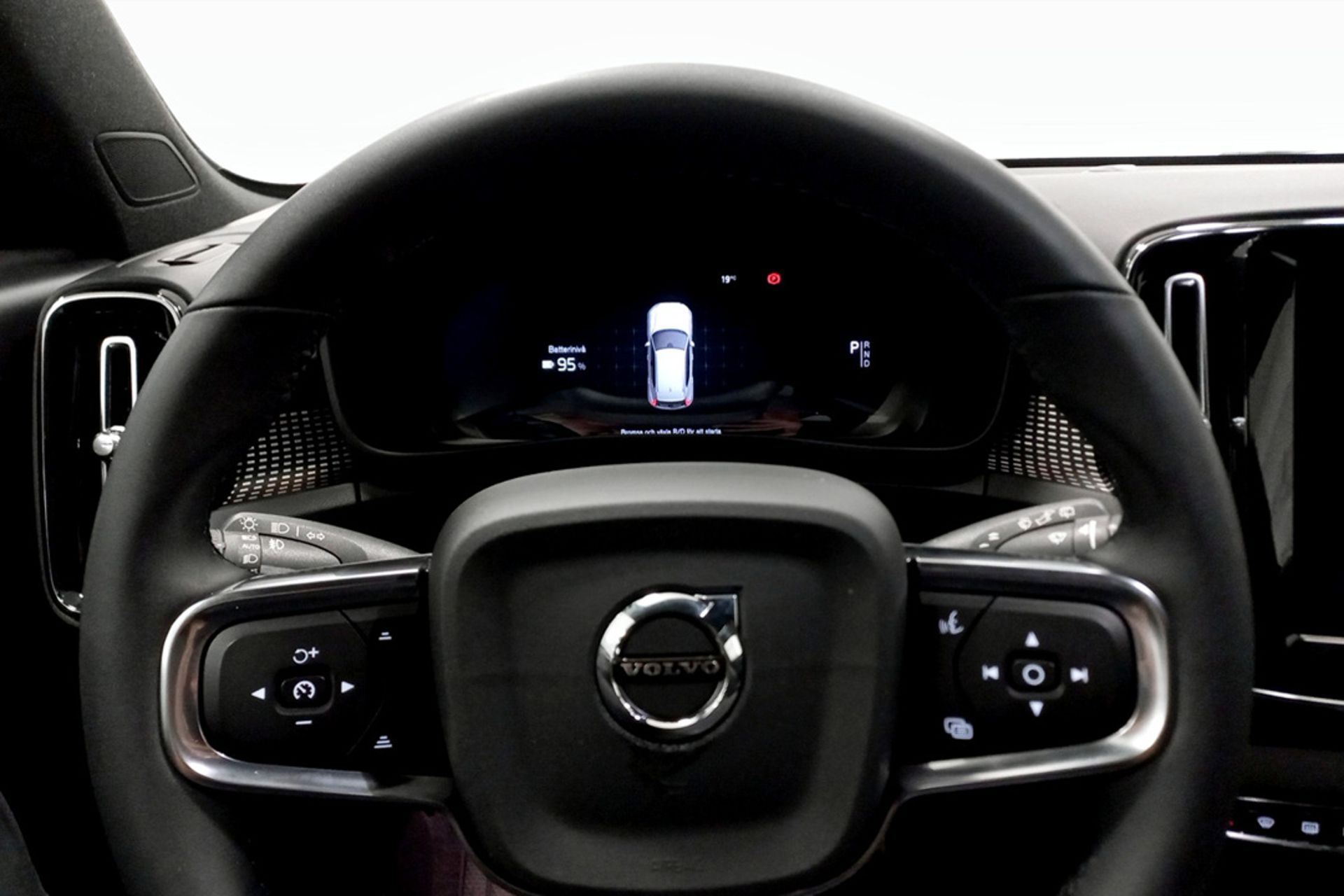 Volvo XC40 Plus 2022, bild 7/9