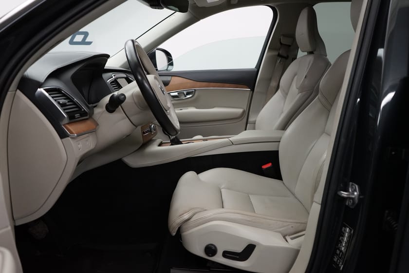 Bild 4 av Volvo XC90 7-seater T5 AWD Inscription 7-säten, Dragkrok, Harman Kardon