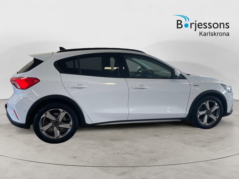 Bild 2 av Ford Focus Active 125hk 6 vxl manuell