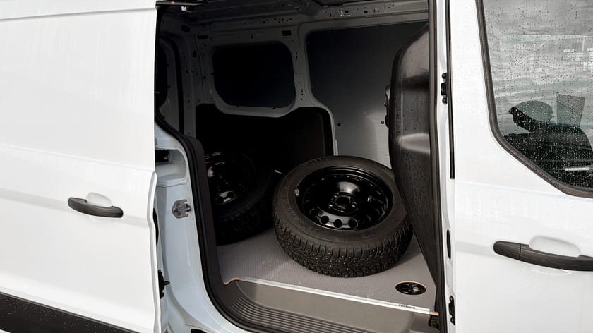 Bild 5 av Ford Transit Connect 230 LWB L2 1,5L 100HK / Automat / Värmare / Carplay