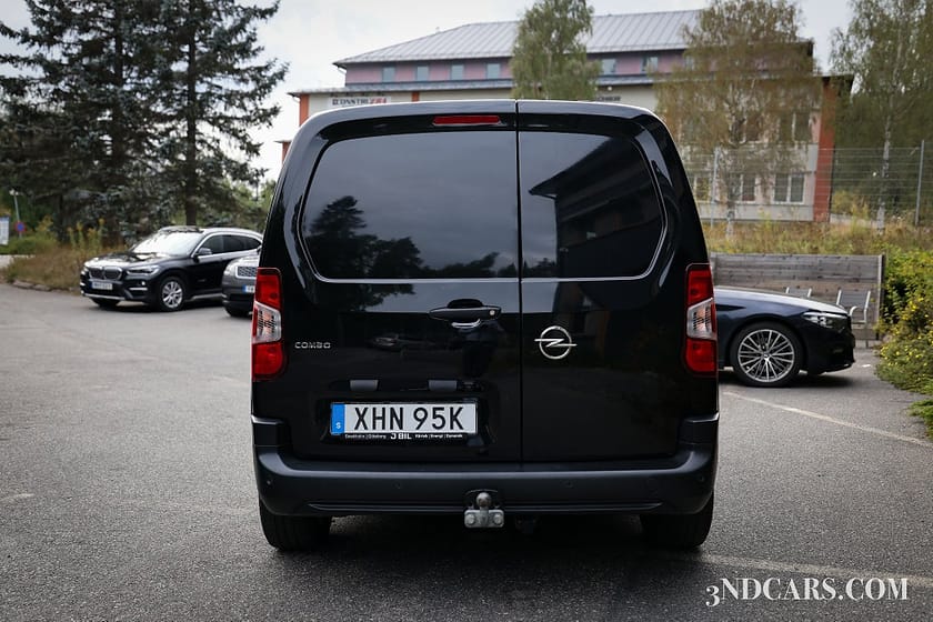 Bild 5 av Opel Combo Cargo 1.5 BlueHDi 130 EAT MOMS BACKKAMERA Euro 6