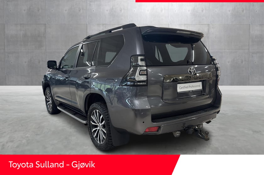 Bilde 3 av Toyota Land Cruiser 5-dørs 204hk GX | Bøyle m/1000m | Komplett service | Velholdt