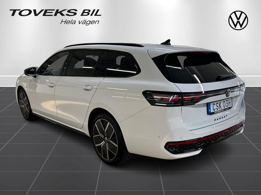 Bild 5 av Volkswagen Passat Variant eHybrid 272 DSG6 R-LINE