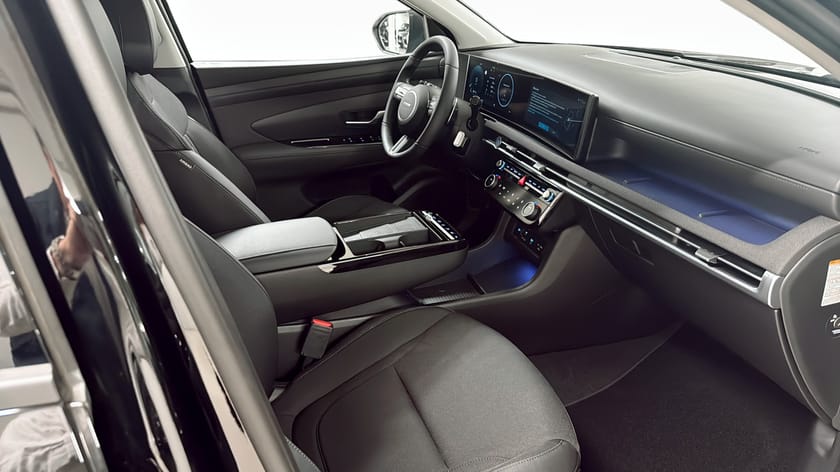 Bild 3 av Hyundai Tucson PHEV 4WD Essential - Plug-in Hybrid - AWD (Fyrhjulsdrift)