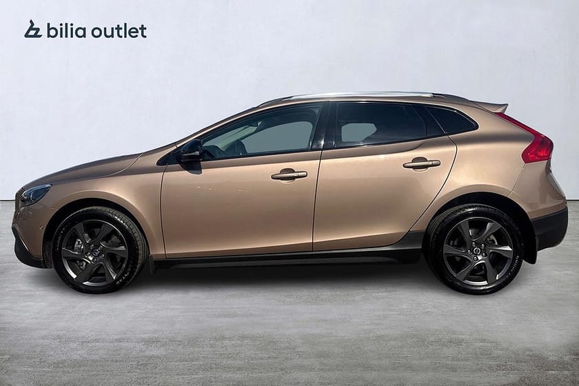 Bild 3 av Volvo V40 Cross Country D3 Summum BE Pro 150hk Värmare Pano Kamera Kamrem Bytt
