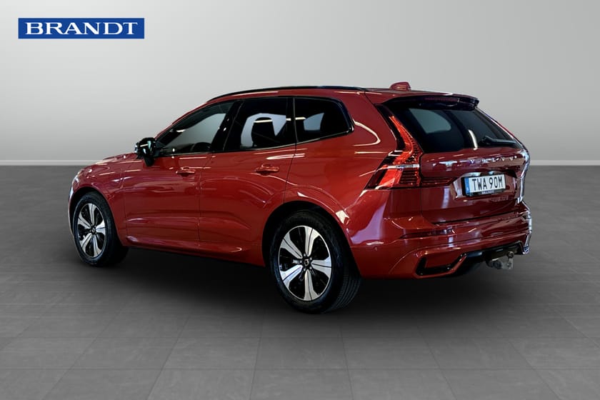 Bild 2 av Volvo XC60 T6 Plus Dark Edition AWD Geartronic 350hk