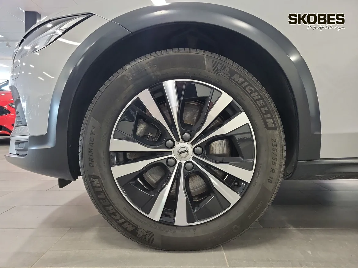 Volvo V90 Cross Country