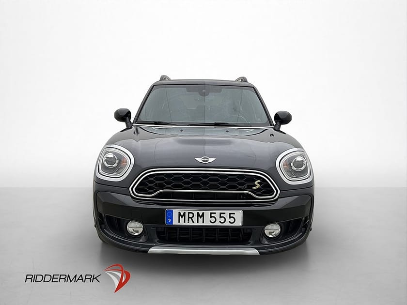 Bild 2 av MINI Countryman Cooper SE ALL4 Chili Pano Skinn H/K Navi Kamera