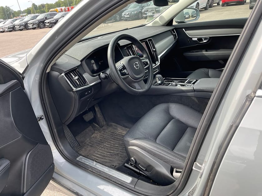 Bild 5 av Volvo V90 T6 Recharge Core Bright plug in AWD 350HK 4x4 Läder