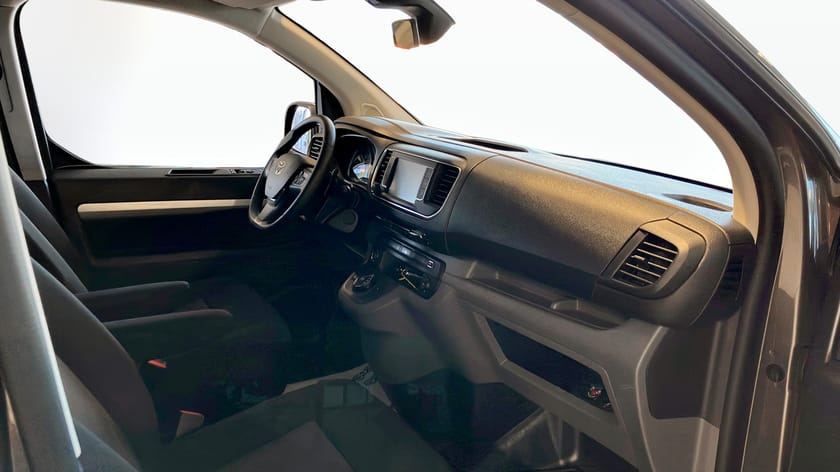 Bild 3 av Toyota Proace Dubbelhytt | Automat | 2.0 Diesel | Lastsläde