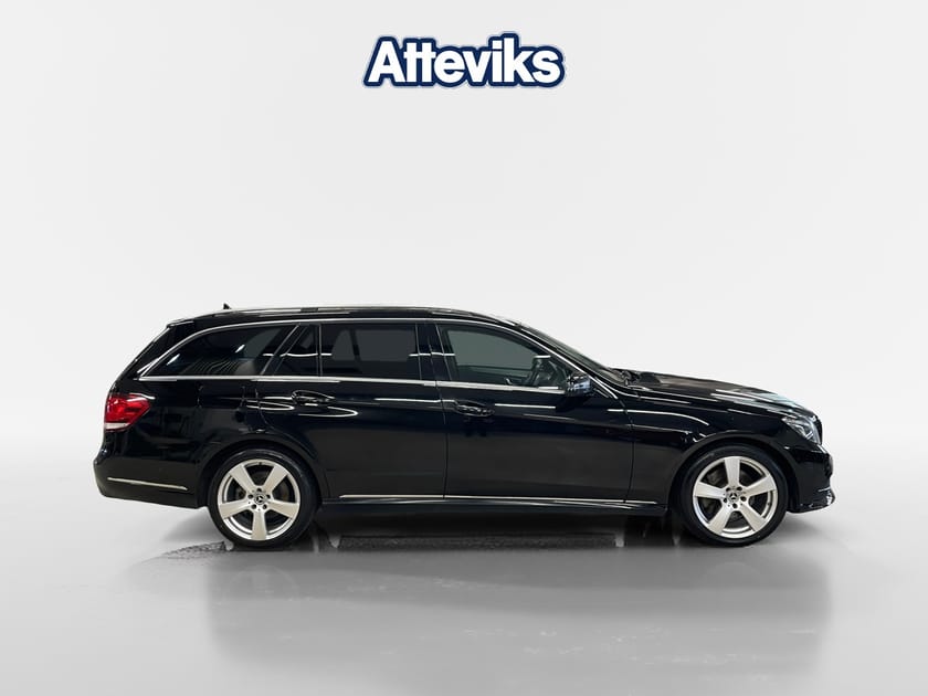Bild 2 av Mercedes-Benz E 220 T BlueTEC 4MATIC Drag/Kamera/El-Stolar/P-Värmare