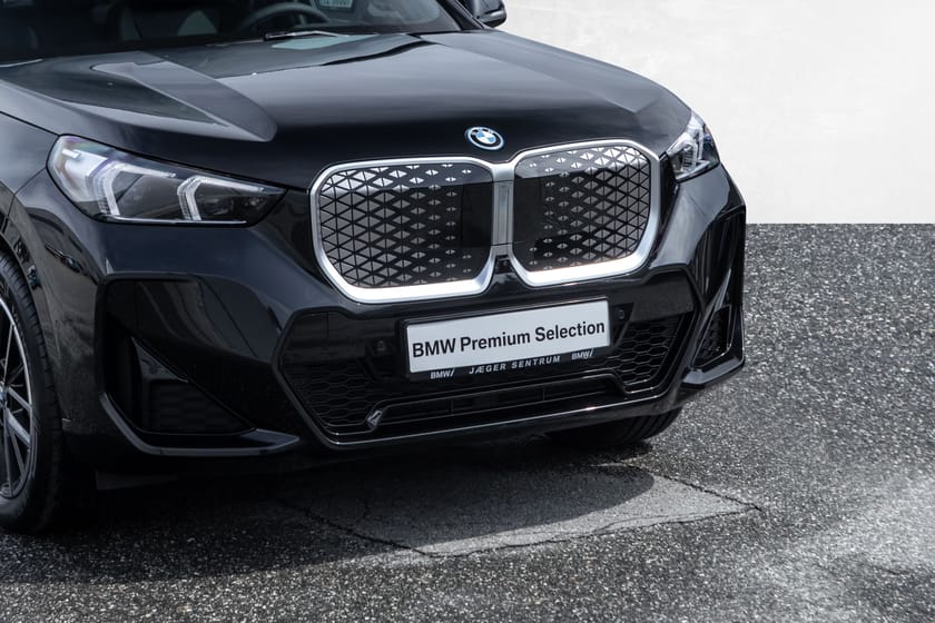 Bilde 2 av BMW iX1 xDrive30 H.feste Pano El.sete H/K HeadUP