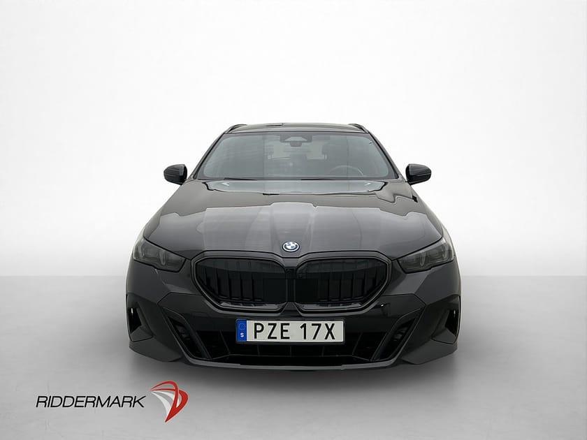 Bild 2 av BMW 530e xDrive Touring M Sport Värmare H/K Pano 360° Drag