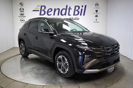 Hyundai Tucson PHEV 4WD Essential | Lagerbil|Adaptiv farth.|Rattvärme|