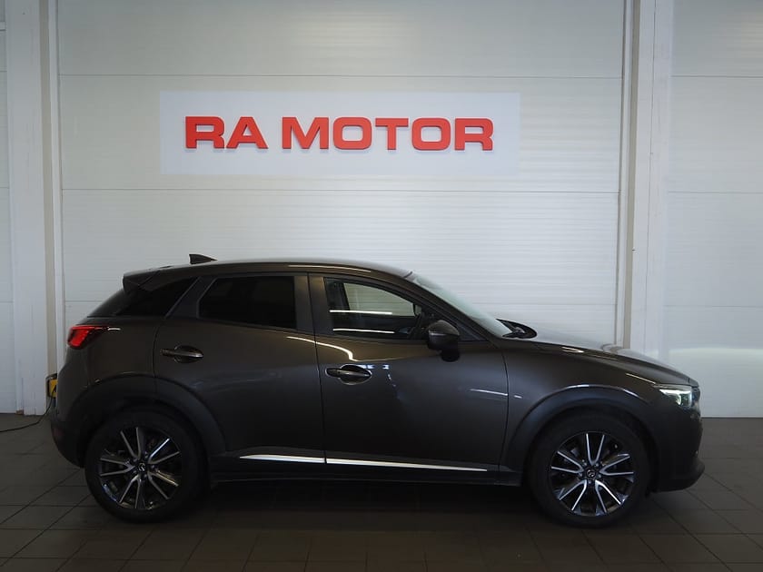 Bild 4 av Mazda CX-3 1.5 AWD Optimum 105hk | BOSE| D-Värmare| B-Kamera| HUD|