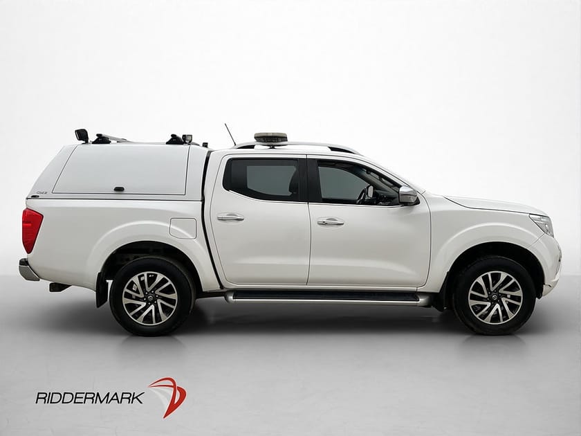 Bild 2 av Nissan Navara Dubbelhytt Tekna 2.3 4WD Dragkrok 360° Diff Skinn kåpa