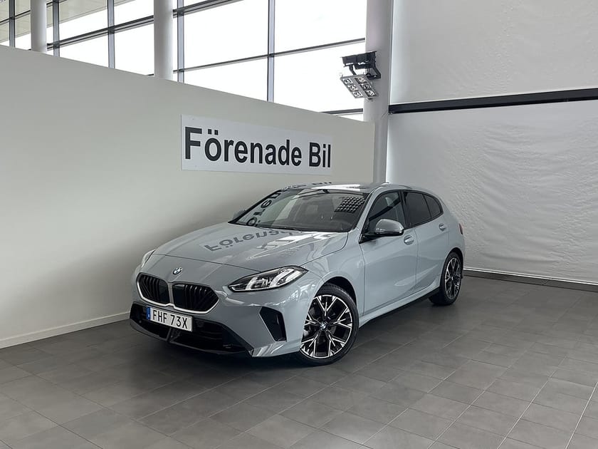 Bild 1 av BMW 120 4,95 ränta M Sport Design Nav Drive/Park-assist Rattv