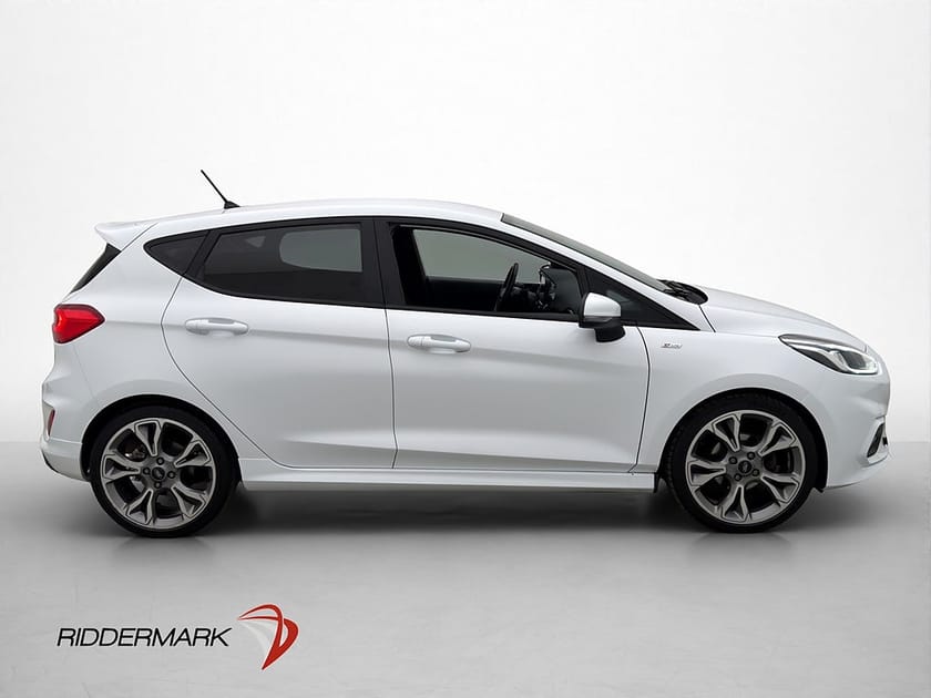 Bild 4 av Ford Fiesta 1.0 ST-Line Navi CarPlay Sensorer Rattvärme