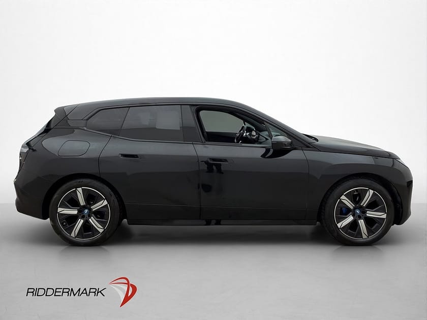 Bild 5 av BMW iX xDrive50 Sport Package Sky Lounge Drag Laser MOMS