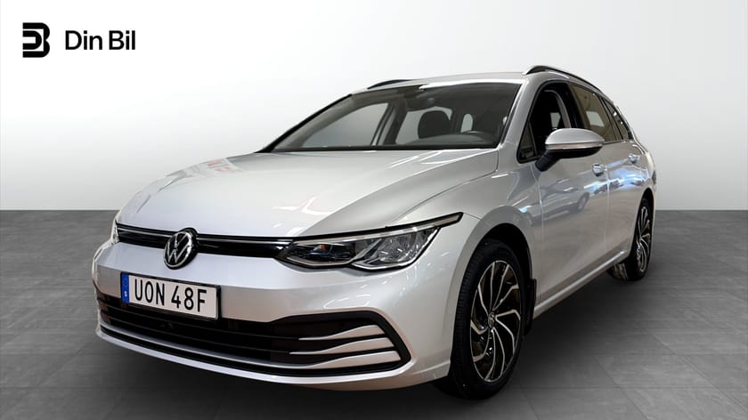 Bild 1 av Volkswagen Golf Sportscombi 1.5 eTSI 130 DSG/Dragpkt/värmare/keyless/nav/elbak
