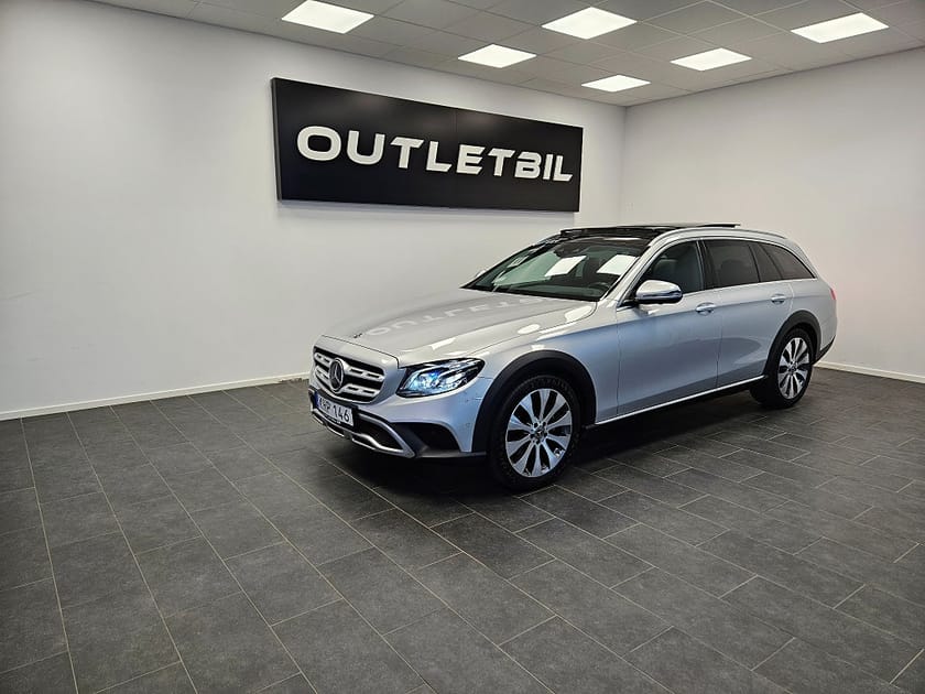 Bild 1 av Mercedes-Benz E 220 d 4MATIC All-Terrain 220d Läder Panorama Värmare Drag 1äg
