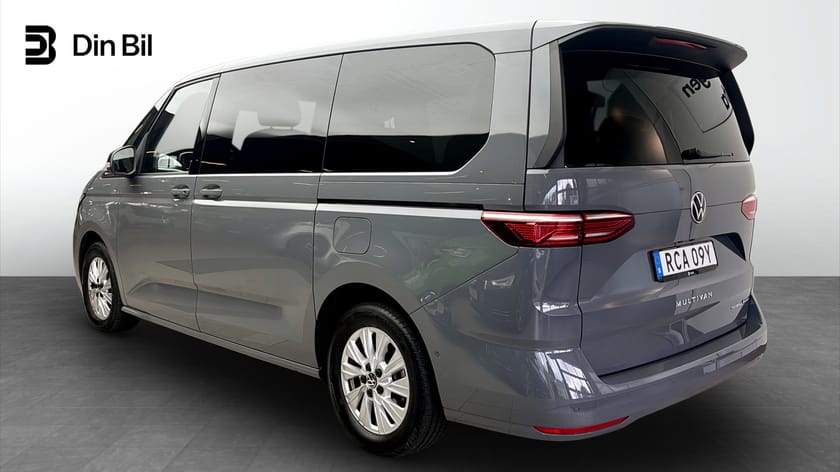 Bild 3 av Volkswagen Multivan eHybrid 4M 4-Motion/Skinn/Drag/Nav/Elstolar