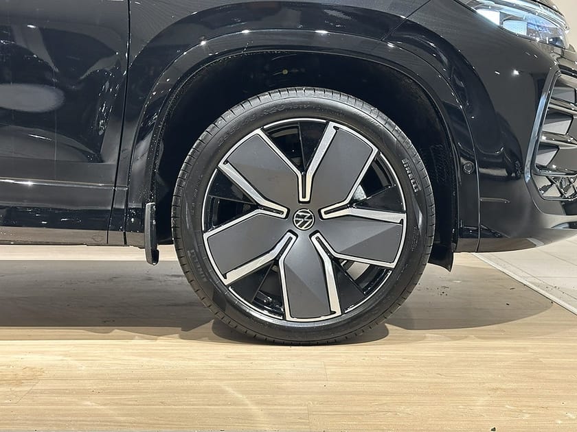 Bild 4 av Volkswagen Tayron eHybrid R-LINE E-Hybrid 272hk DSG6 / Lagerbil