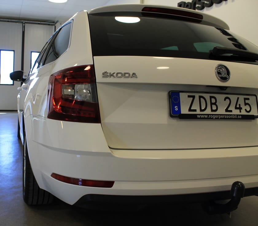Bild 4 av Škoda Octavia Kombi 150 HK DSG |Drag|Väramre|Kamera|