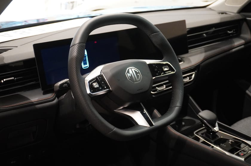 Bild 2 av MG HS PHEV