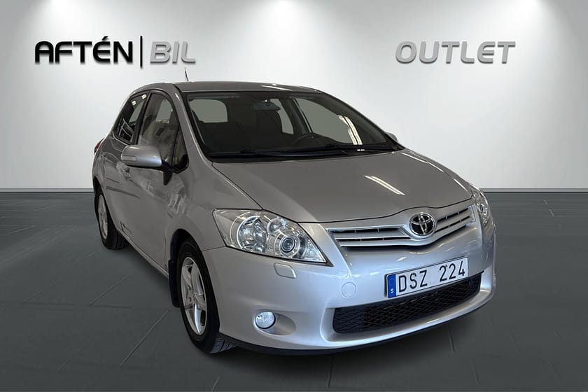 Bild 4 av Toyota Auris 1.4 D 5-dörrar Plus 1-ägare Fint Skick! Ny servad!