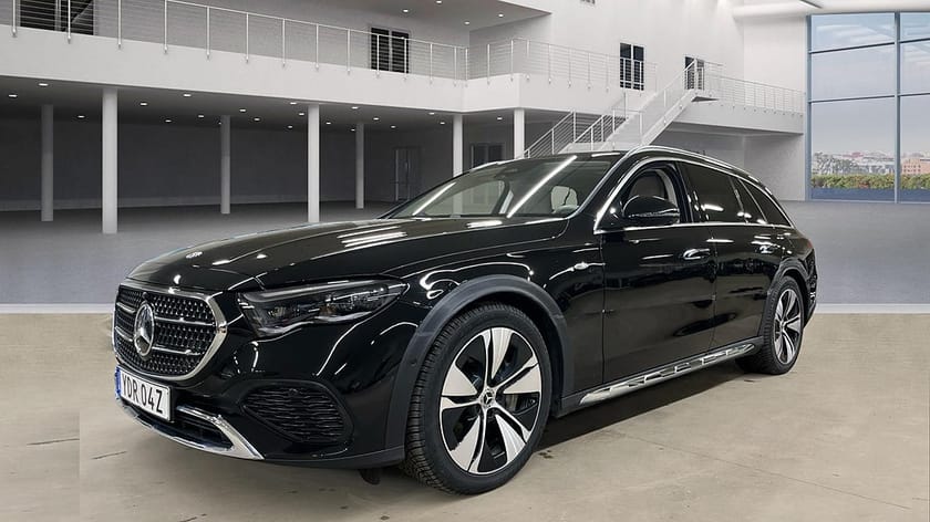 Bild 2 av Mercedes-Benz E 300 de 4MATIC All-Terrain / Avantgarde Premium