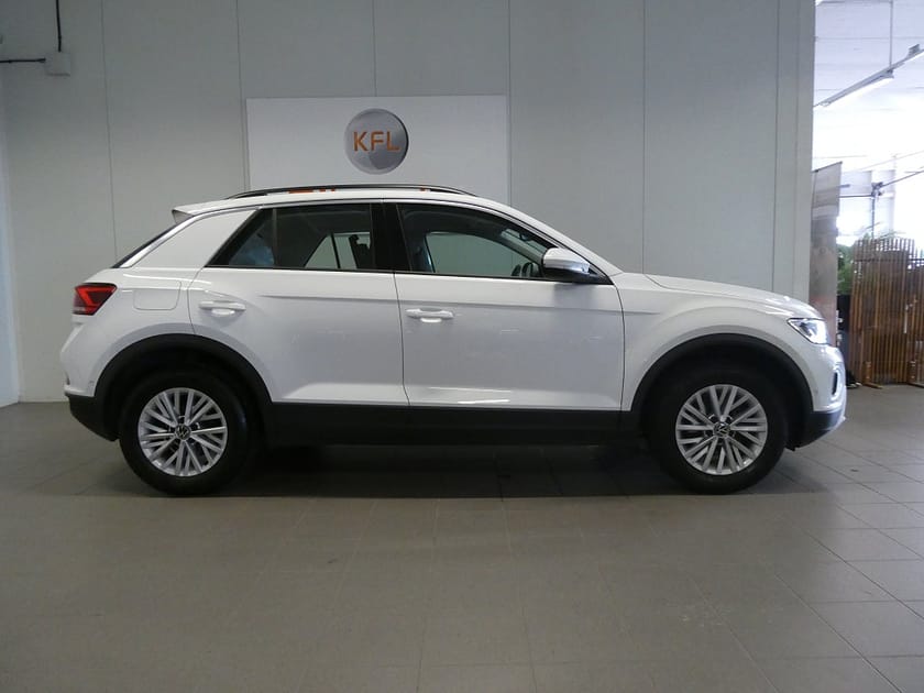 Bild 5 av Volkswagen T-Roc 1.5 TSI Aut-Drag-Kamera-Värmare-CockPit-CarPlay-SoV