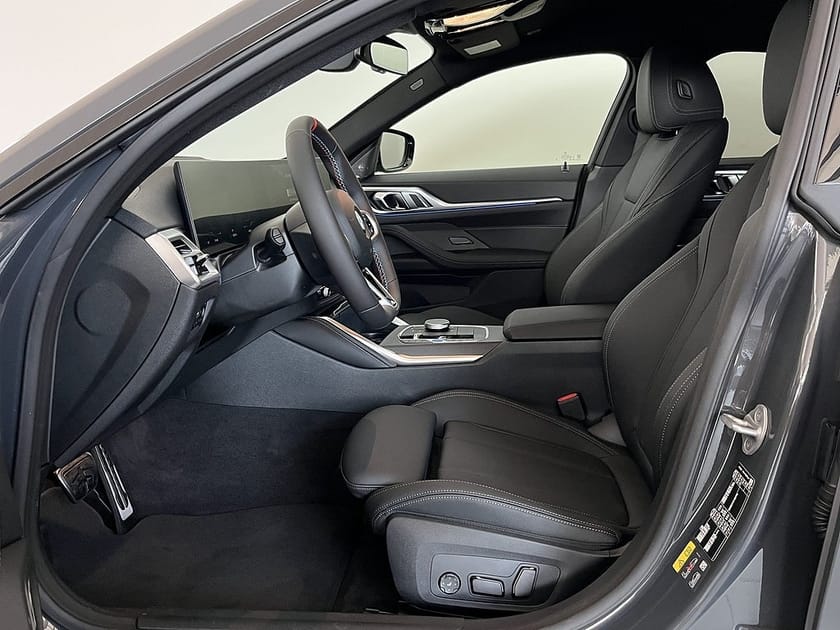 Bild 5 av BMW i4 M60 xDrive Gran Coupé Drag 19" H/K Rattvärme Comfort Access