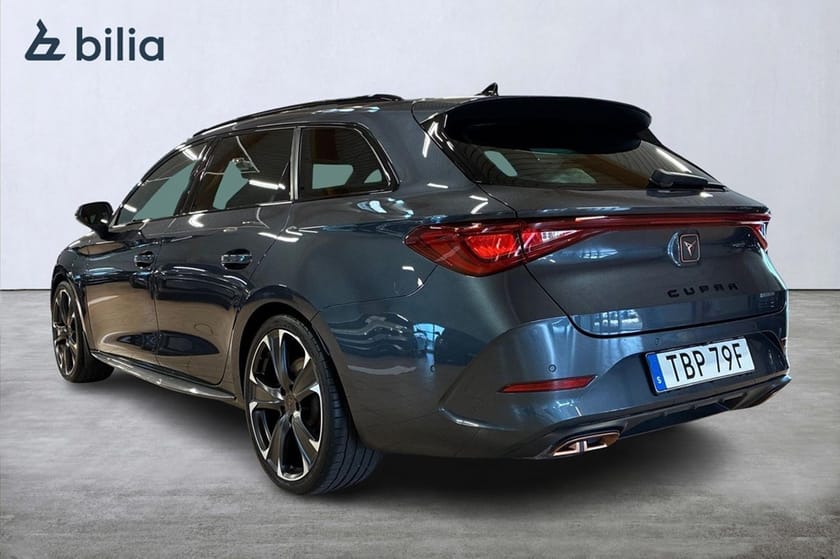 Bild 2 av CUPRA Leon Sportstourer e-Hybrid VZ TSI 245hk DSG Bkam,Drag