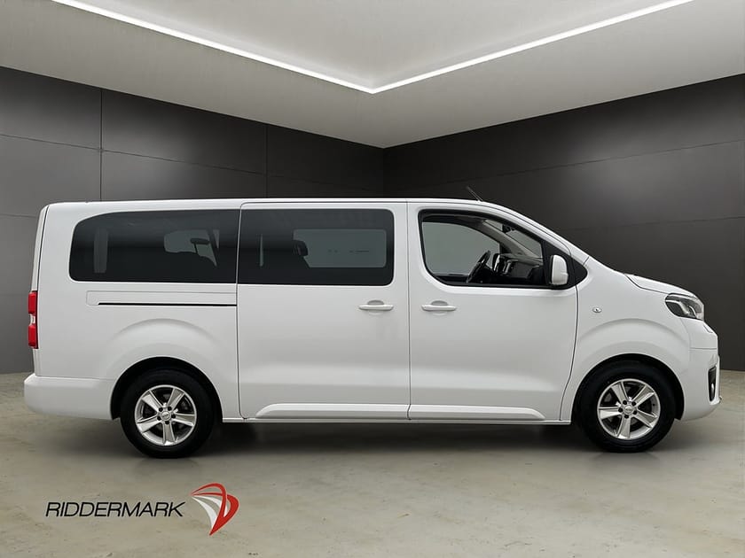 Bild 5 av Toyota Proace Verso Extra Lång 1.5D PDC 9-Sits CARPLAY MOMS