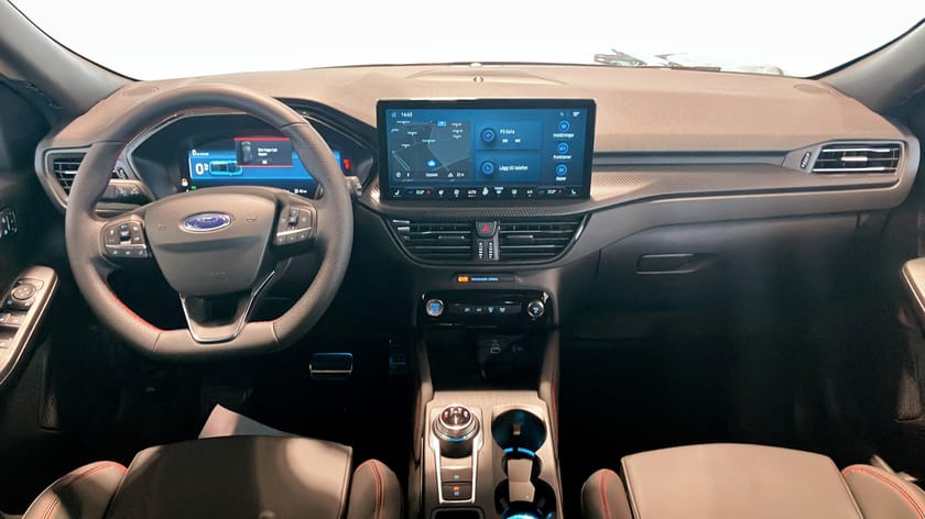 Bild 4 av Ford Kuga Plug-In Hybrid ST-LINE X 243hk PHEV / 360° / Drag / B&O