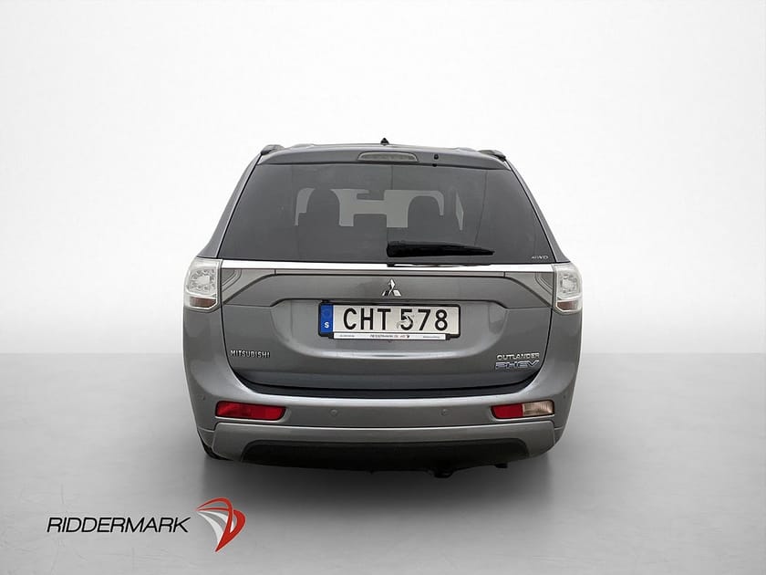 Bild 5 av Mitsubishi Outlander PHEV AWD Business Kamera Navi Drag