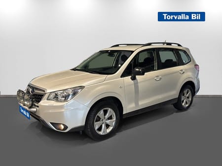 Subaru Forester 2.0 4WD Manuell Dragkrok Extraljus Värmare Lastgaller