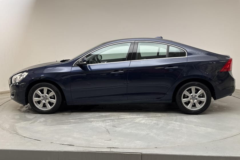 Bild 2 av Volvo S60 D3 (163hk) Momentum Lågmilad En ägare
