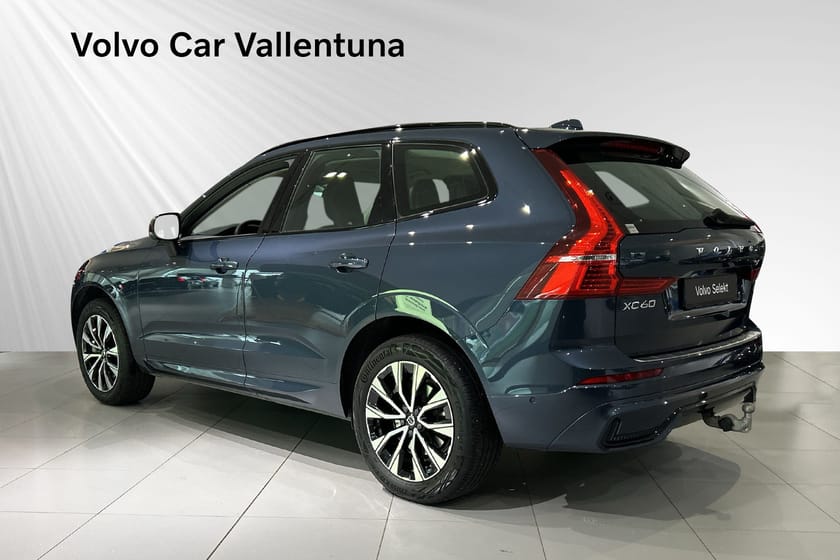 Bild 4 av Volvo XC60 B5 AWD Bensin Plus Dark