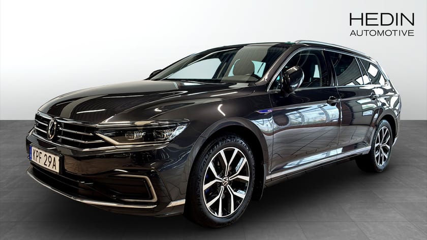 Bild 1 av Volkswagen Passat Sportscombi GTE 1.4 TSI / Dragkrok / Läder