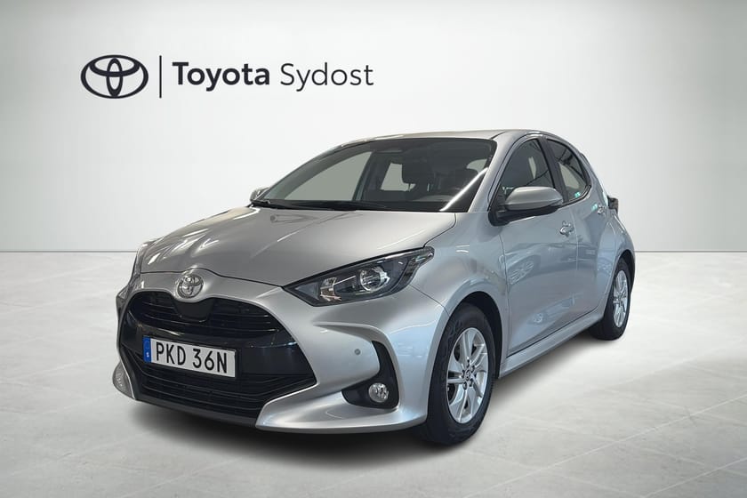 Bild 1 av Toyota Yaris Hybrid 115 Active Komfortpaket P-sensorer Carplay Rattvärme