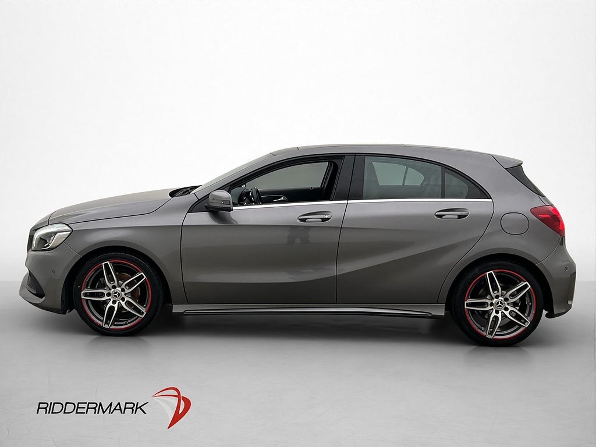 Mercedes-Benz A 180 AMG Line 109hk 2018, bild 4/10