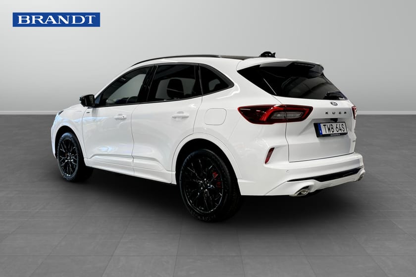 Bild 2 av Ford Kuga Plug-In Hybrid ST-Line X 2.5 FWD 243hk Black Edition CVT