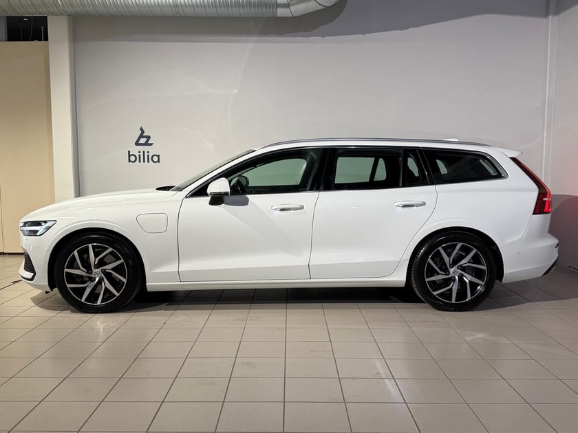 Bild 3 av Volvo V60 T6 TE Momentum Advanced Edition