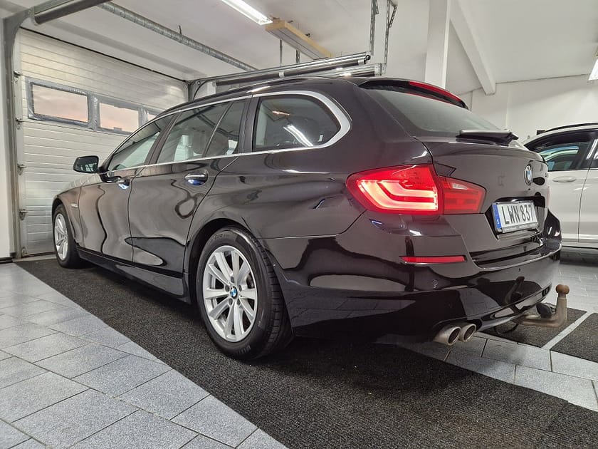 Bild 3 av BMW 5-serie 520d 184 hk Touring Steptronic Euro 5 Drag