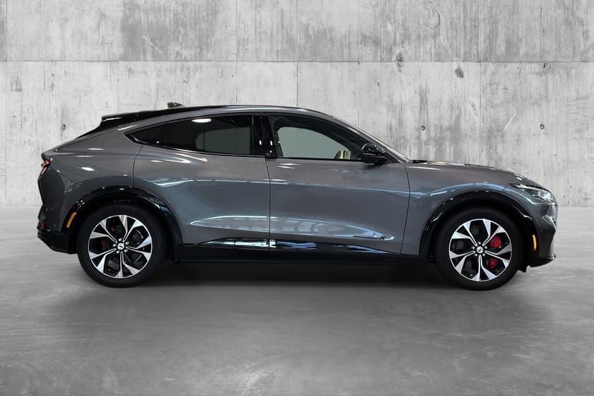 Bilde 4 av Ford Mustang Mach-E Long Range AWD LR Tekno+ ACC/Skinn/360-kamera/Krok